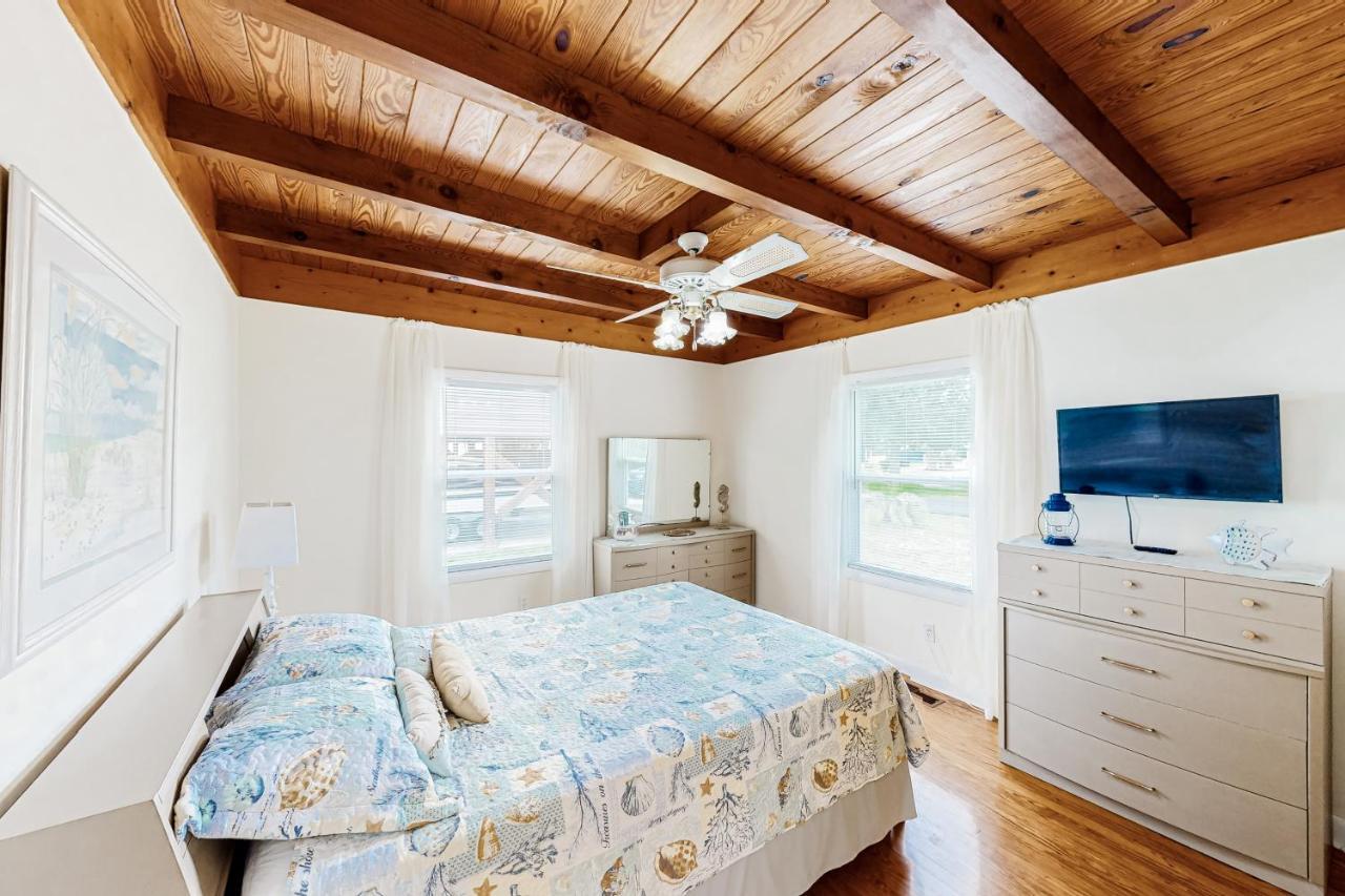 Ginny'S Coastal Cottage Oak Island Exteriér fotografie