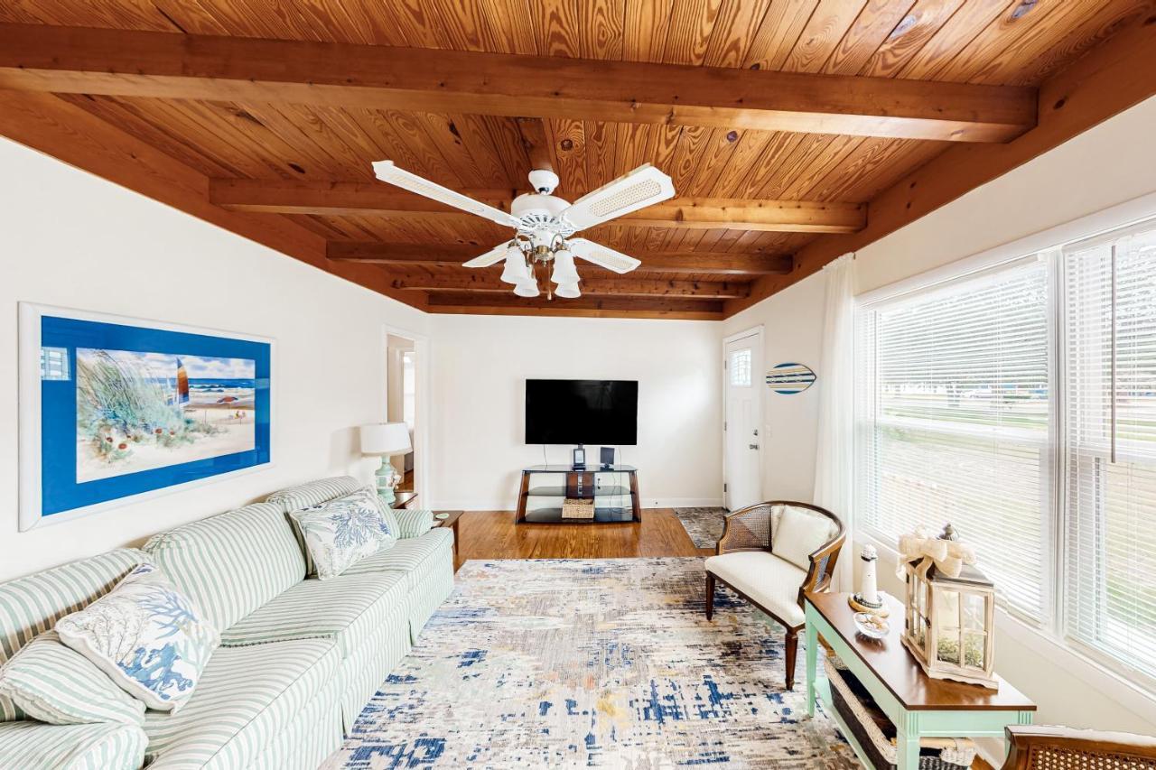Ginny'S Coastal Cottage Oak Island Exteriér fotografie