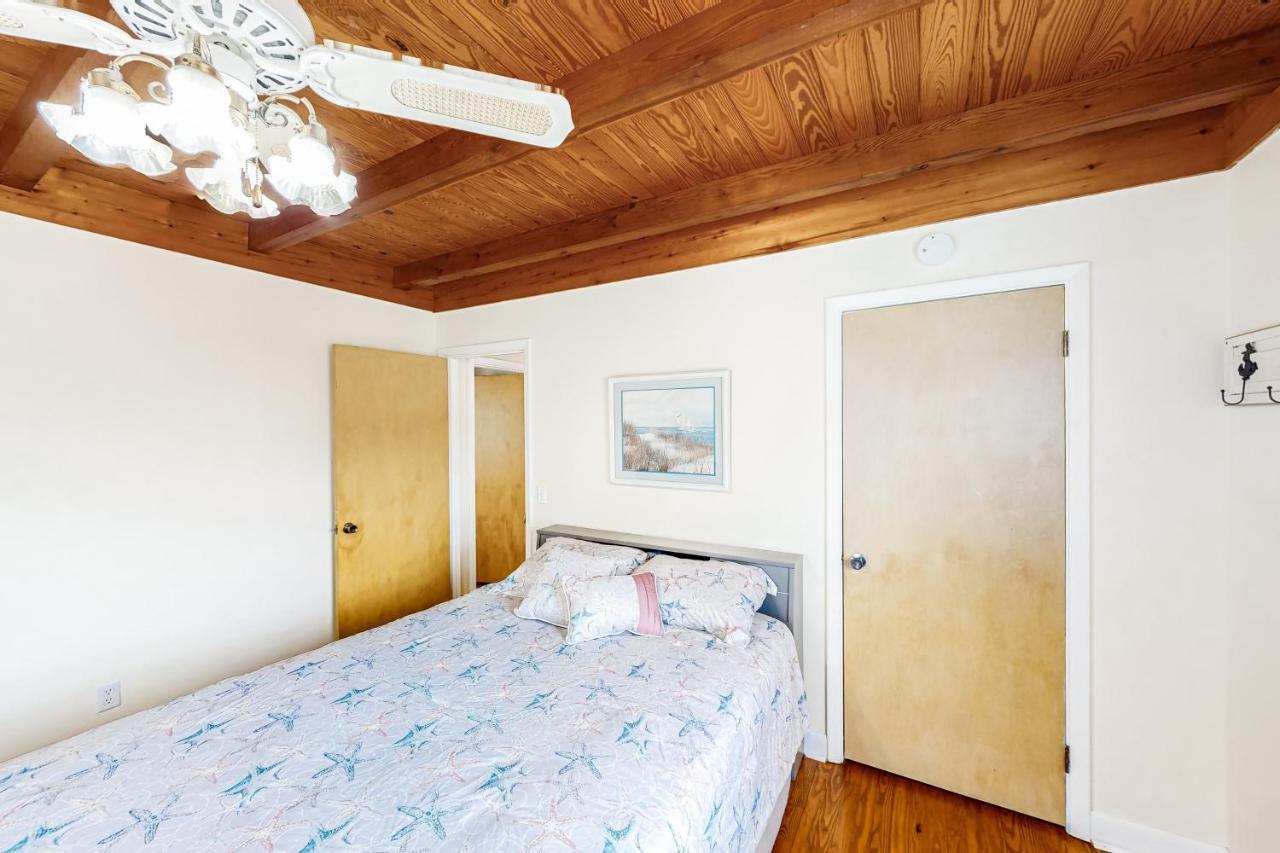 Ginny'S Coastal Cottage Oak Island Exteriér fotografie
