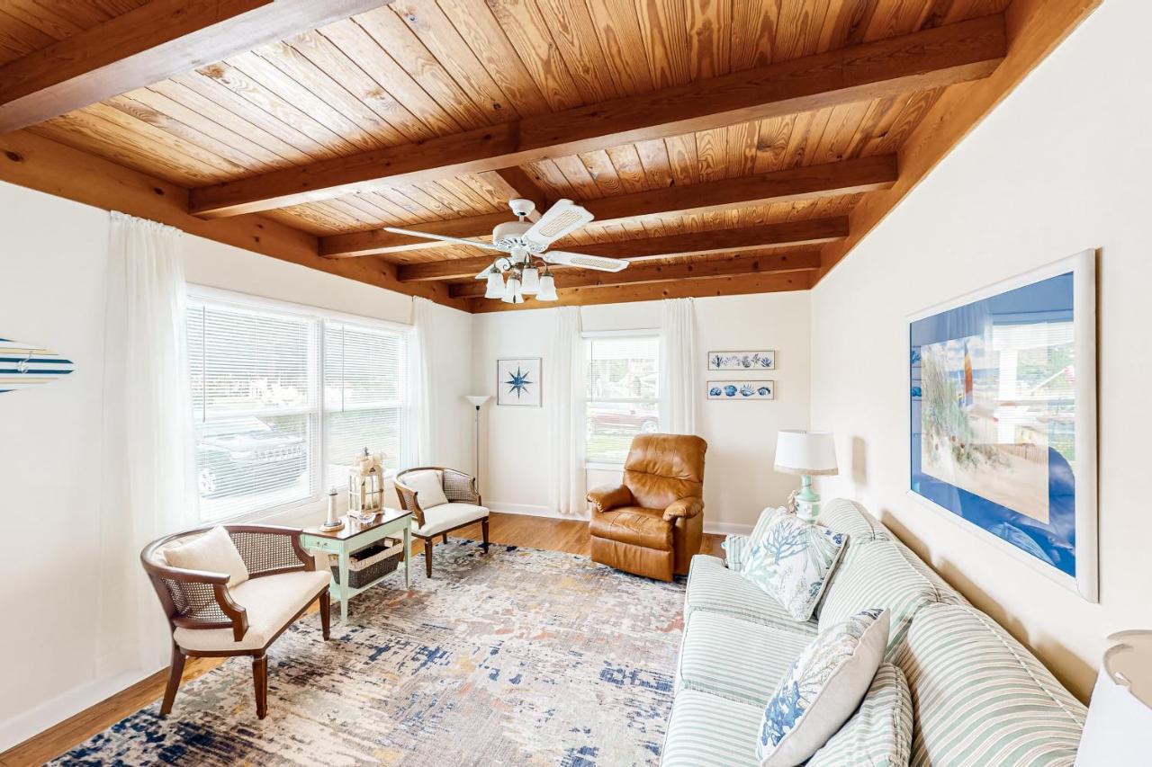 Ginny'S Coastal Cottage Oak Island Exteriér fotografie