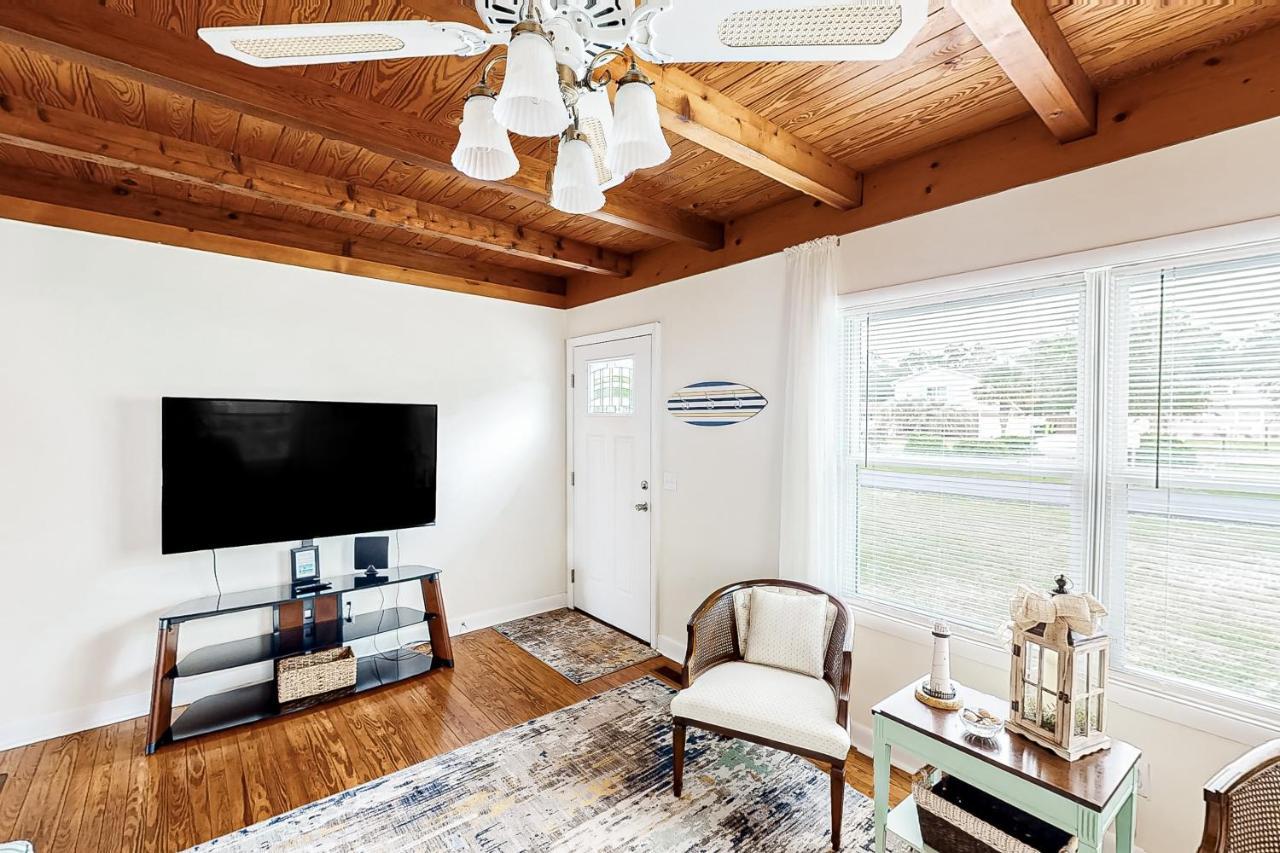 Ginny'S Coastal Cottage Oak Island Exteriér fotografie